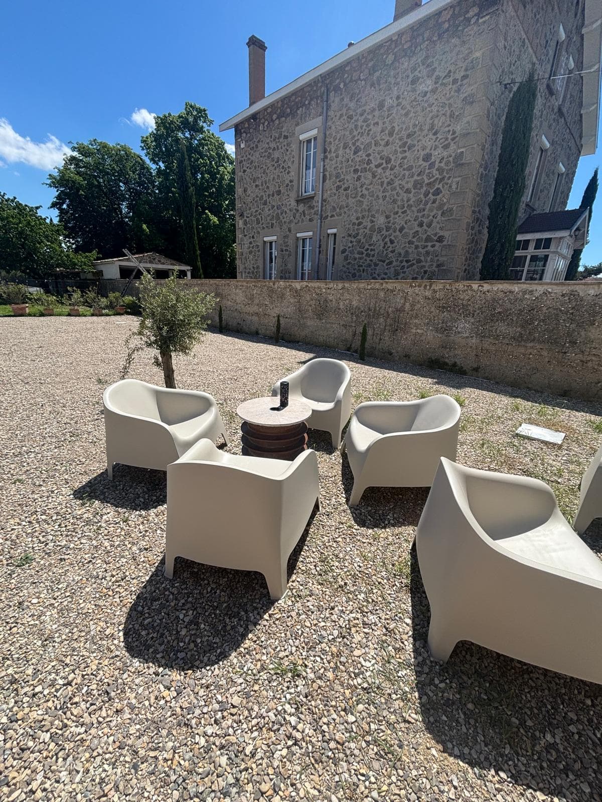 Grande terrasse ensoleillée — La Pauz'